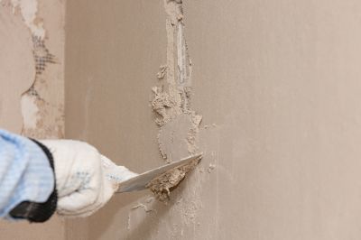 Who Does Home Plaster Repairs